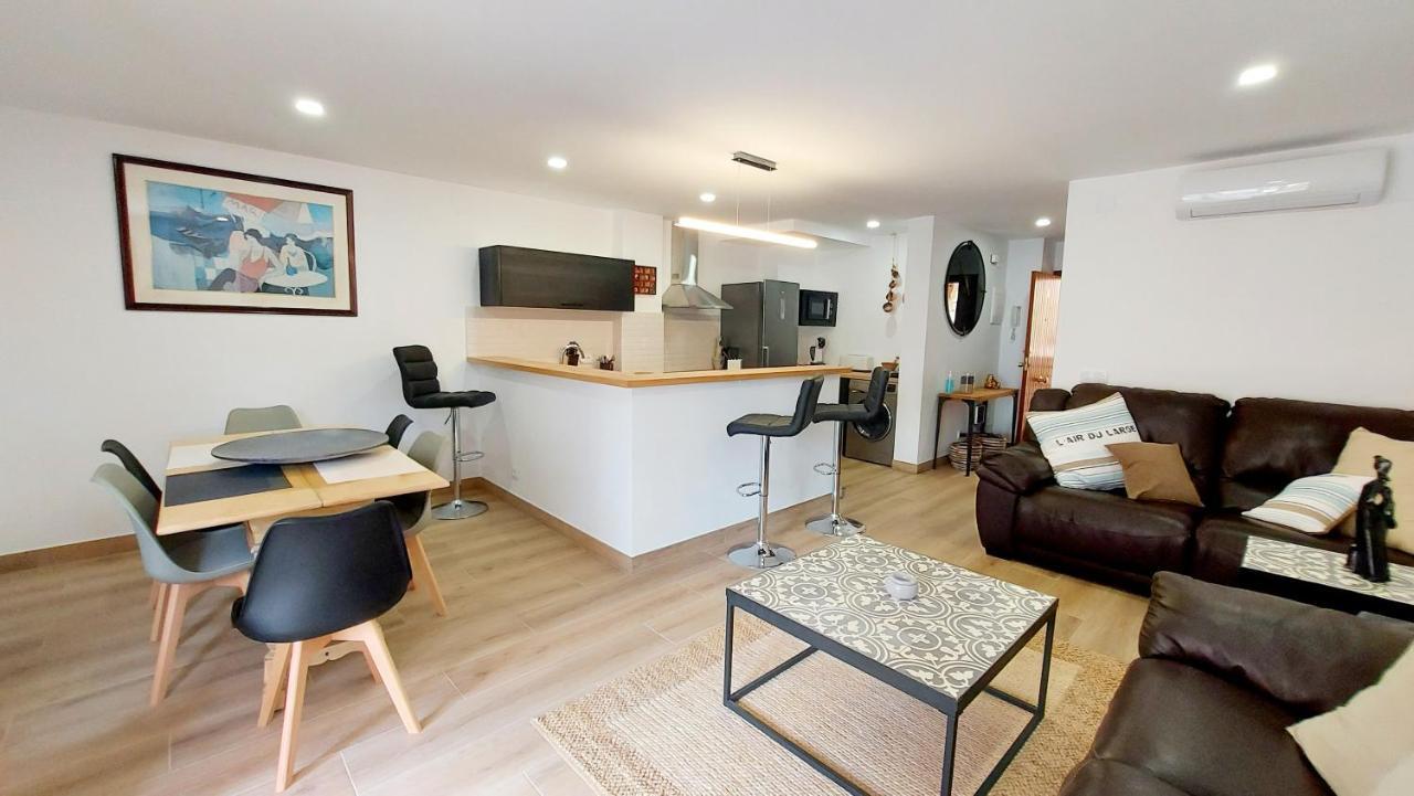 Sunny Duplex In Front Of Campello Beach エル・カンページョ エクステリア 写真
