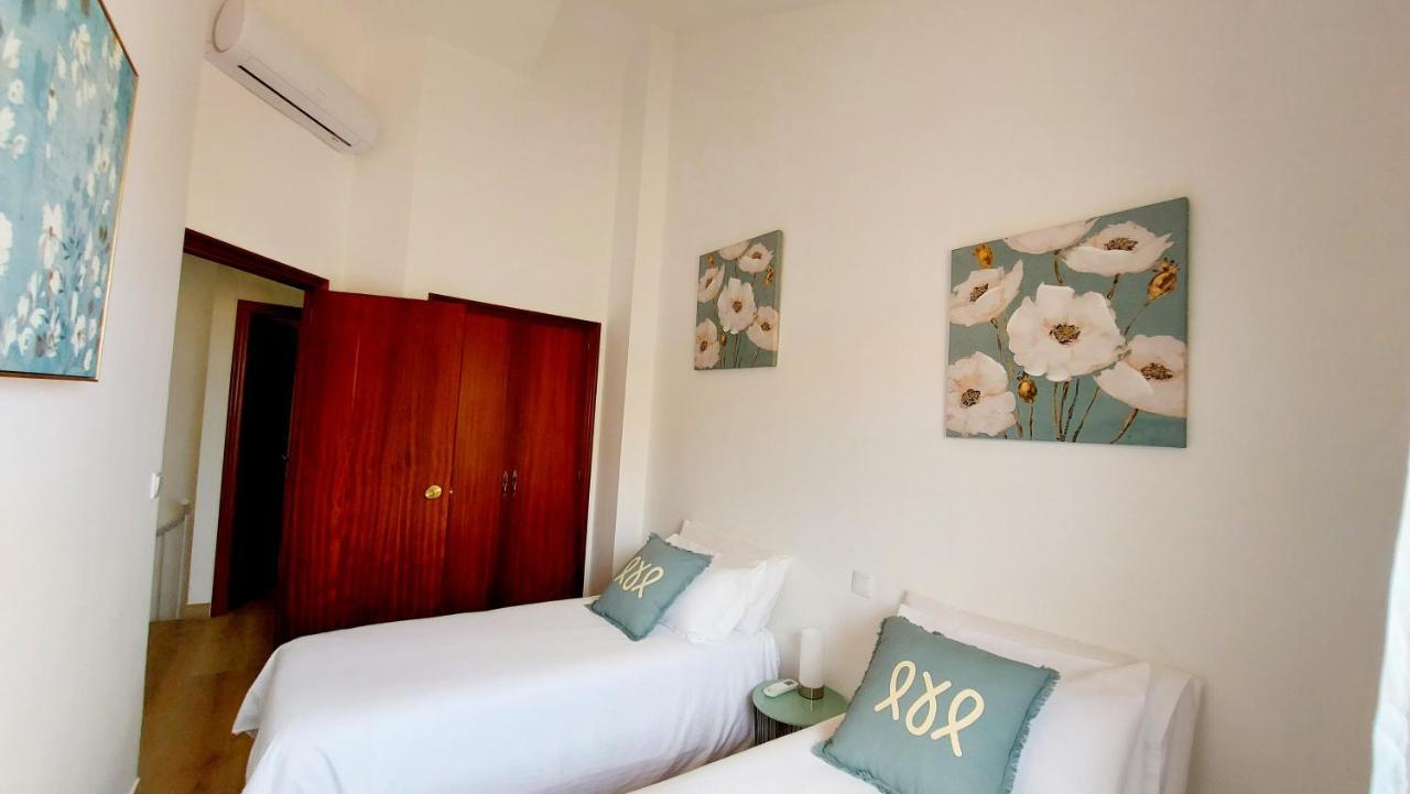 Sunny Duplex In Front Of Campello Beach エル・カンページョ エクステリア 写真